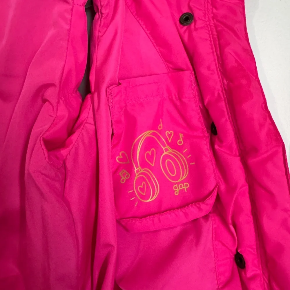 GAP Kids Bright Pink Puff Vest size XS (4-5)